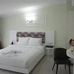 Отель Corner Aya Sofya 3*